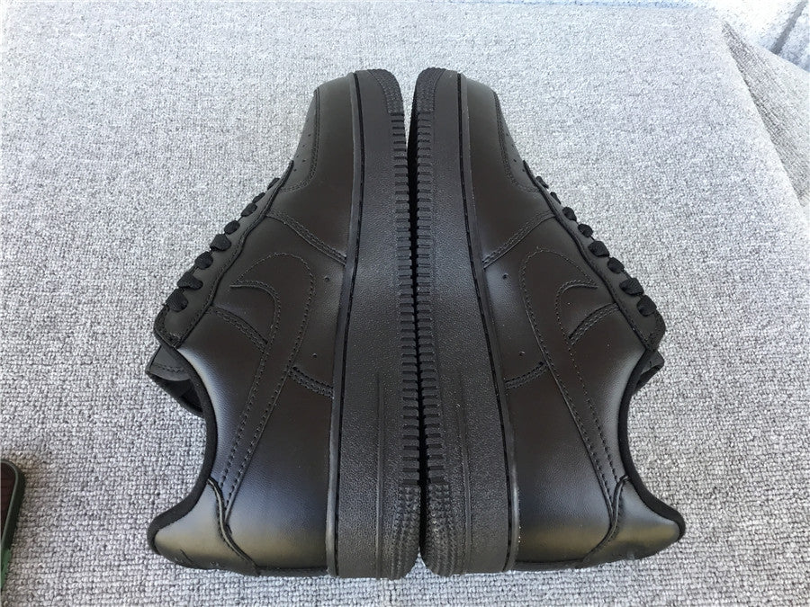 Air Force 1 x Supreme Low Black