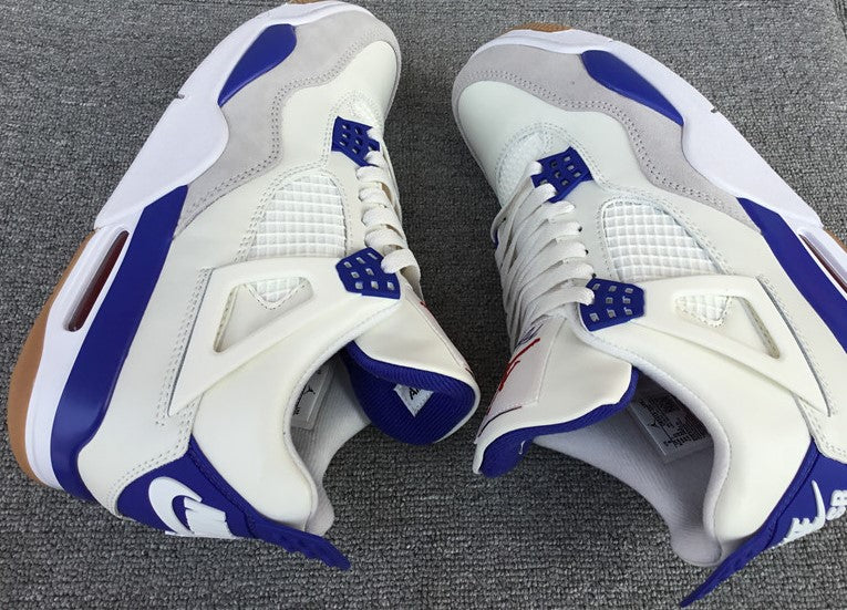 Jordan 4 Retro "Sapphire"