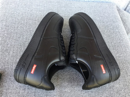 Air Force 1 x Supreme Low Black