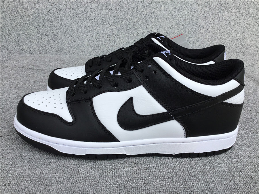 Dunk Low "Panda"