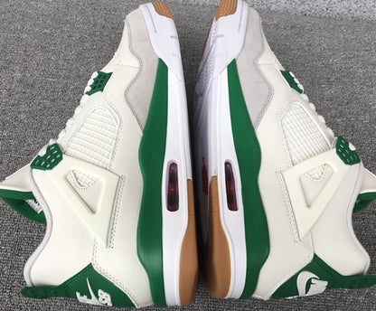 Air Jordan 4 Retro SB "Pine Green"