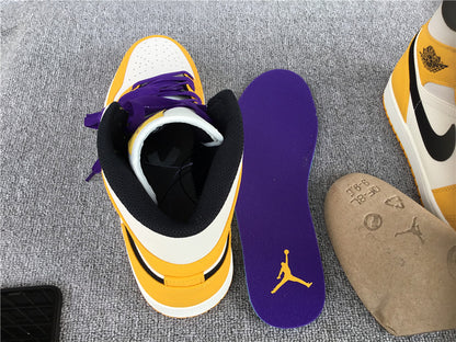 Jordan 1 Mid SE Lakers (GS)