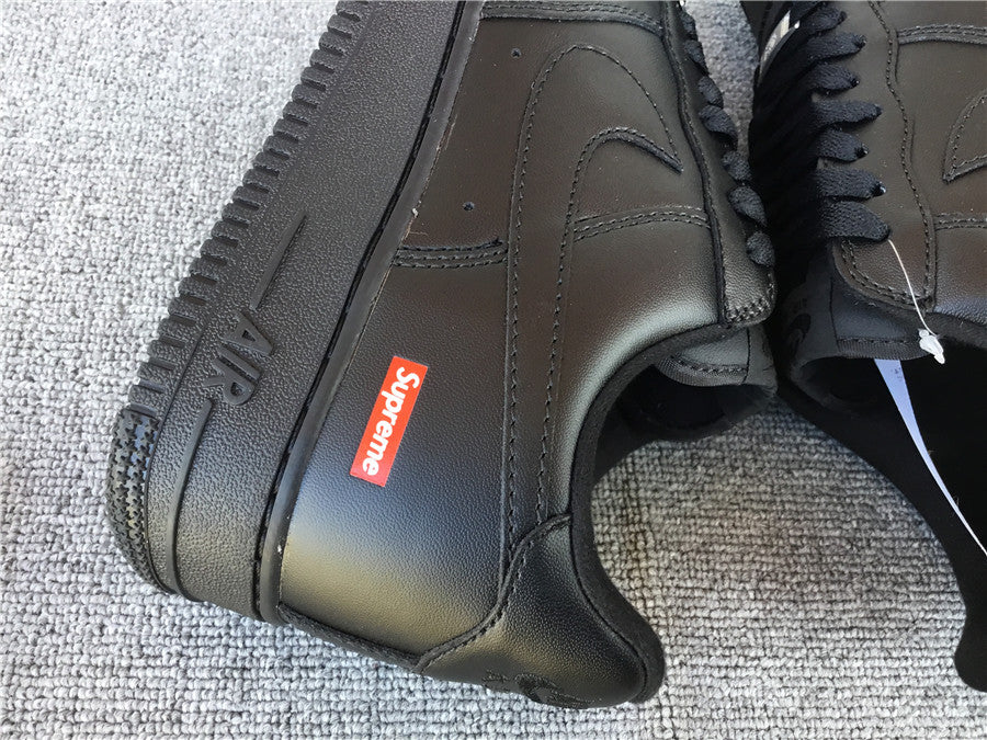 Air Force 1 x Supreme Low Black