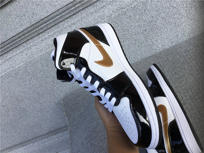 Jordan 1 Mid "Patent Black Gold"